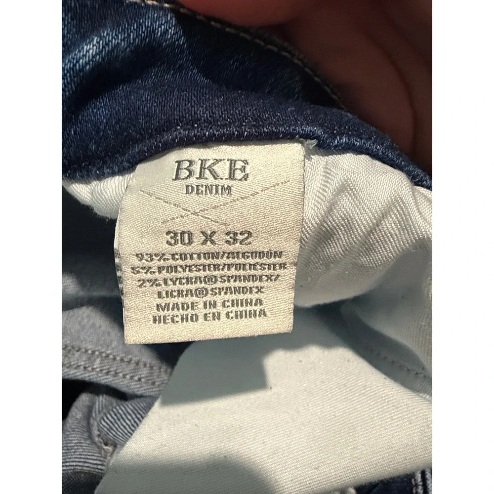 BKE Gabby Curvy Fit High Rise Wide Leg Jeans Medium Wash Raw Hem 30x32